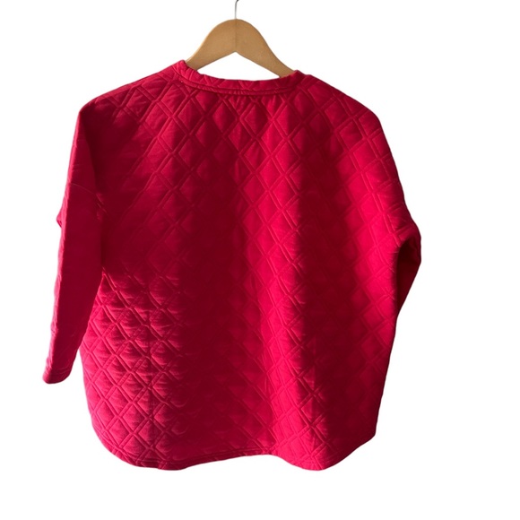 Tuckernuck Azalea Quilted Crewneck Pullover
TUCK SPORT Size small - Picture 9 of 9